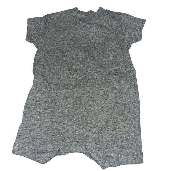 Nike “Just Do It” Grey, Black &‎ White Romper - Size 3 months - Picture 2 of 4